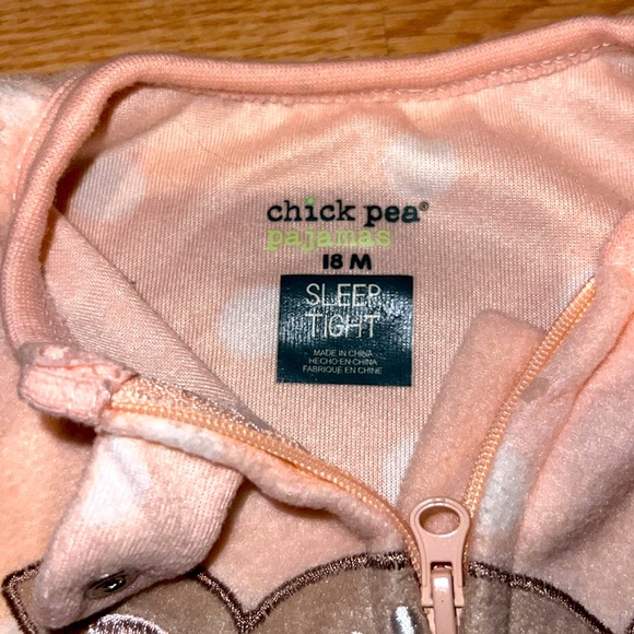 Chick Pea Pink Fleece Deer Footed Pajamas Size 18 Months - Picture 2 of 3